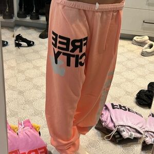FreeCity Sweatpants joggers XS/Small peach wash sweats never worn